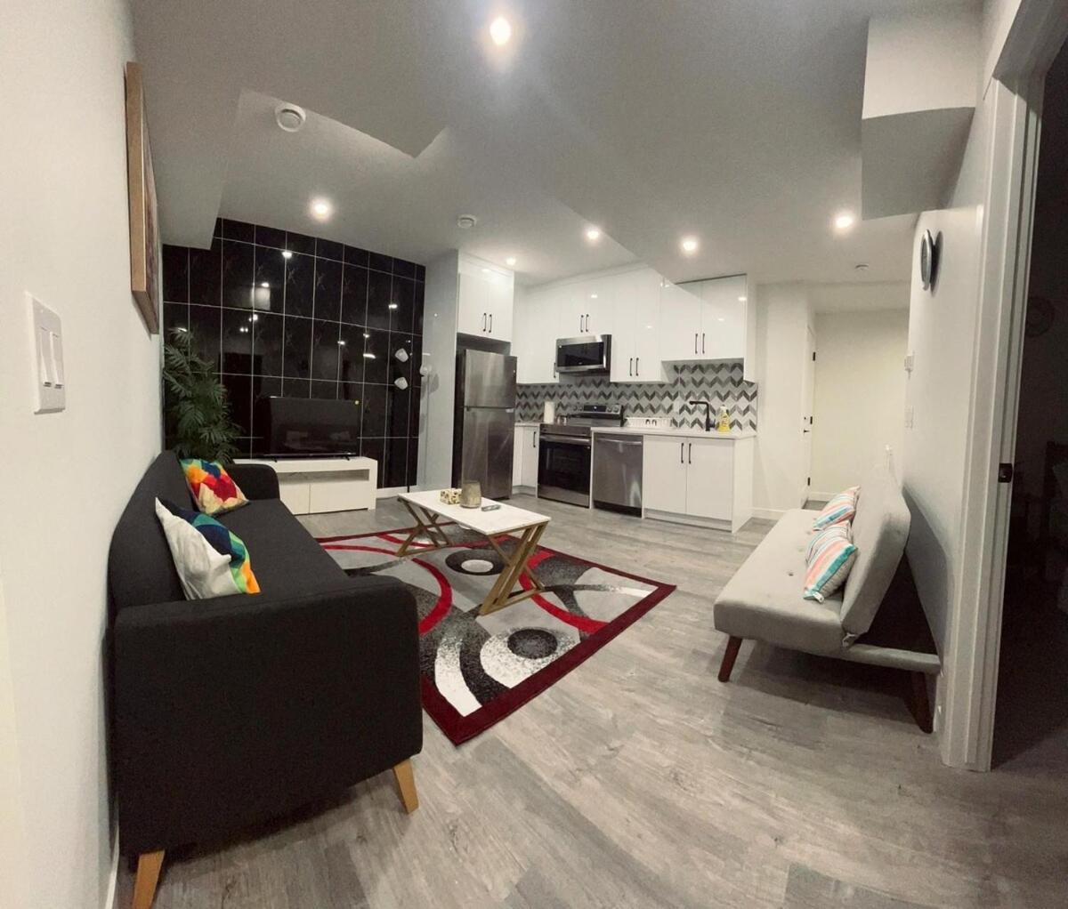 Haven Lodge, 2br Brand New Basement Holiday home