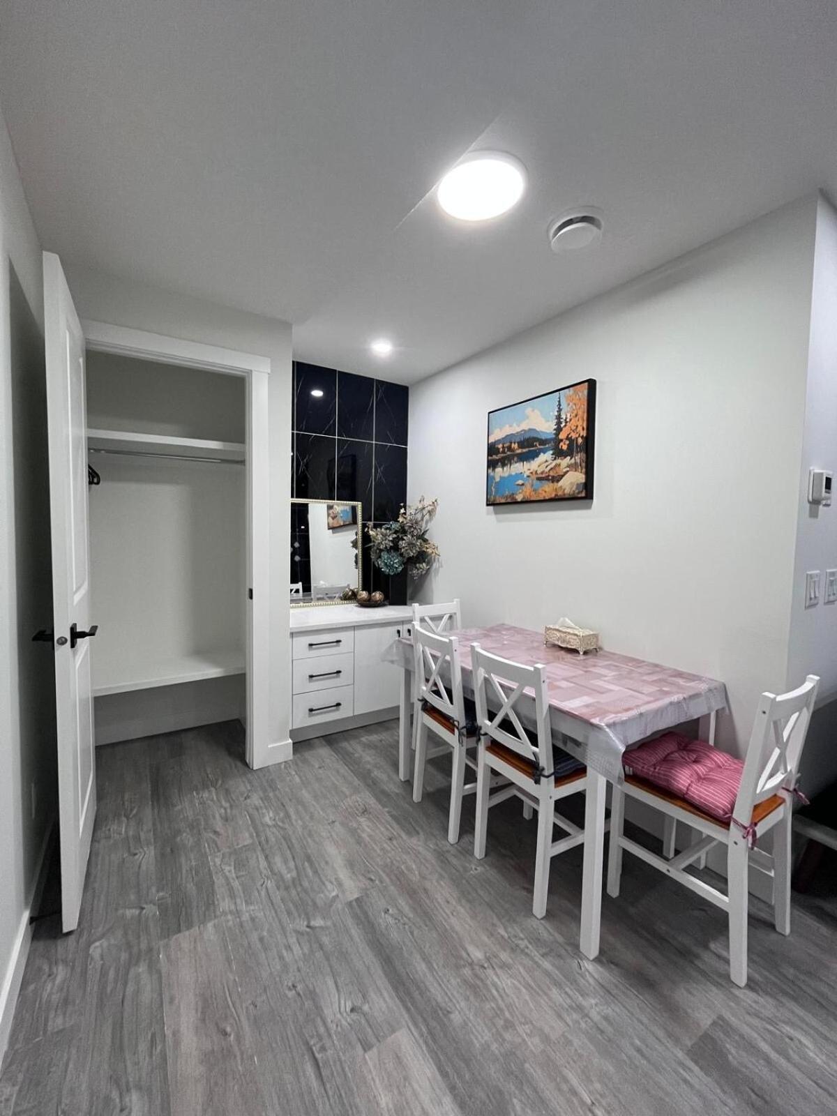 Haven Lodge, 2br Brand New Basement